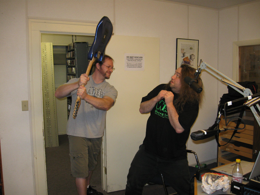 Hey Look, another guitar