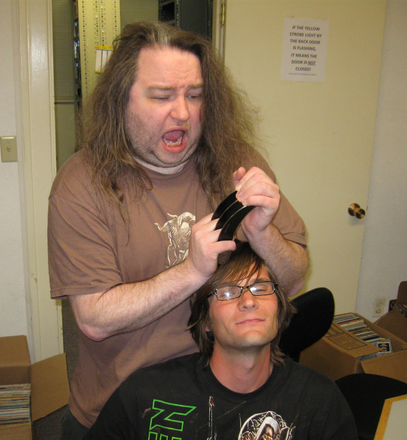 Jeffie Doesn't Understand How the Claw Works