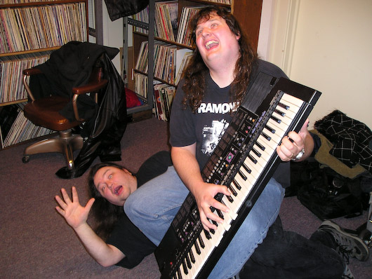 Shoebox sits on Jeffie